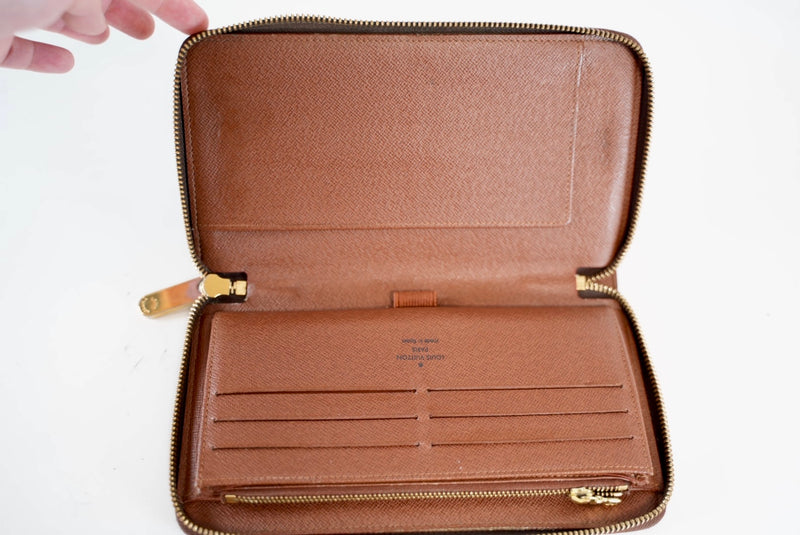 Louis Vuitton Monogram Zippy Travel Organizer Wallet Used
