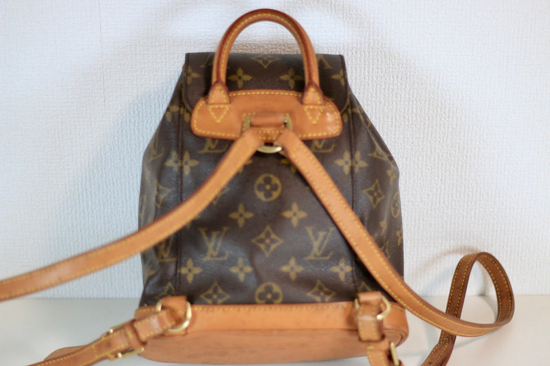 Louis Vuitton Monogram Montsouris PM/Mini Backpack Used