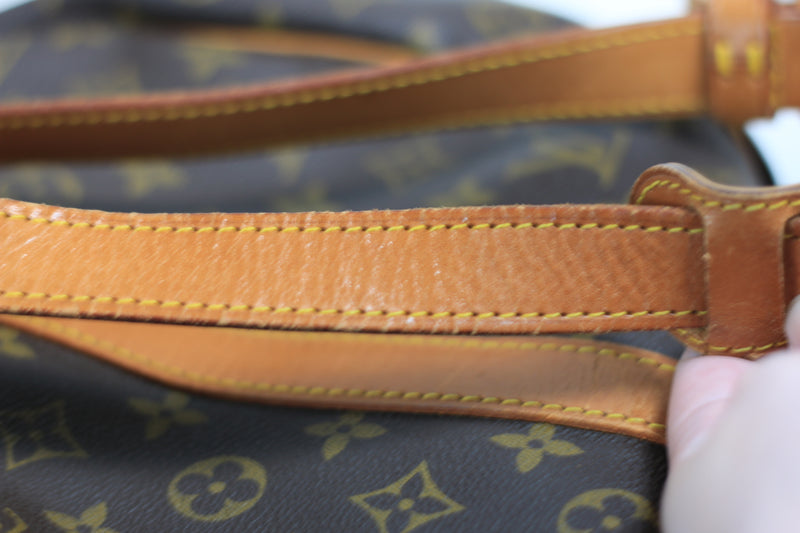 Louis Vuitton Monogram Keepall Bandouliere 50 Used