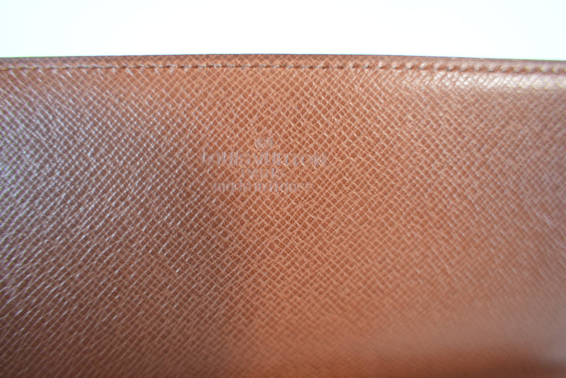 Louis Vuitton Monogram Porto Circle Wallet Used