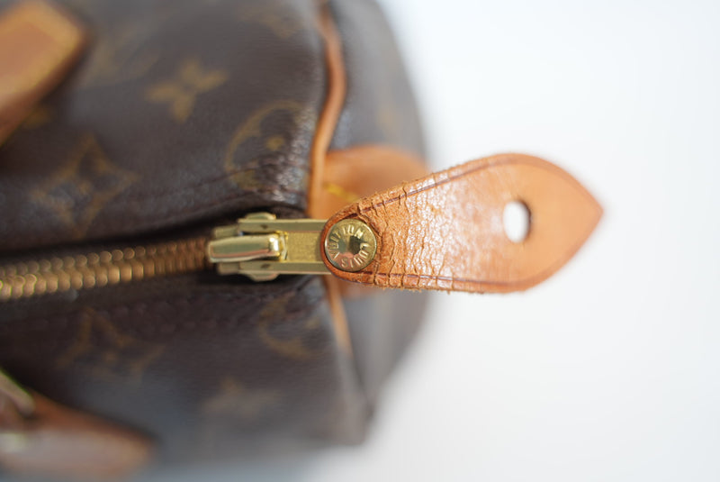Louis Vuitton Monogram Speedy 25 Handbag Used