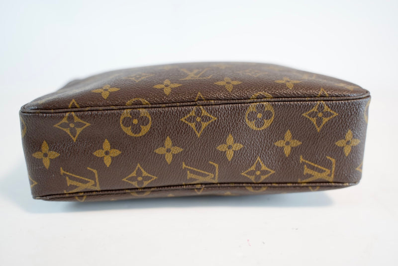 Louis Vuitton Monogram Trousse Toilette 23 Used
