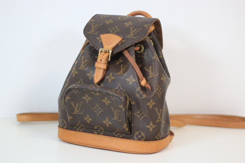 Louis Vuitton Monogram Montsouris PM/Mini Used