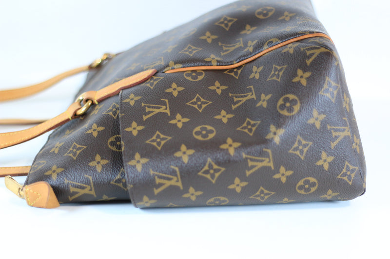 Louis Vuitton Monogram Totally MM Totebag Used