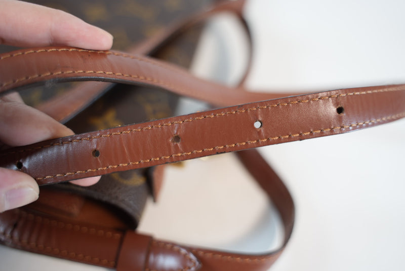 Louis Vuitton Monogram Monceau 28 2 Way Bag Used
