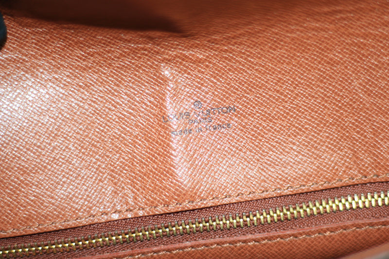 Louis Vuitton Chantilly GM (inside pocket is cracking) $525  #designnerresale, By Style Encore - Schaumburg, IL