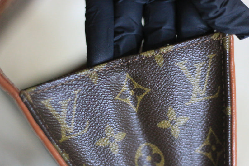 Louis Vuitton Pochette Clés – The Brand Collector