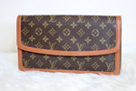 Louis Vuitton Monogram Pochette Dam GM Clutch Used