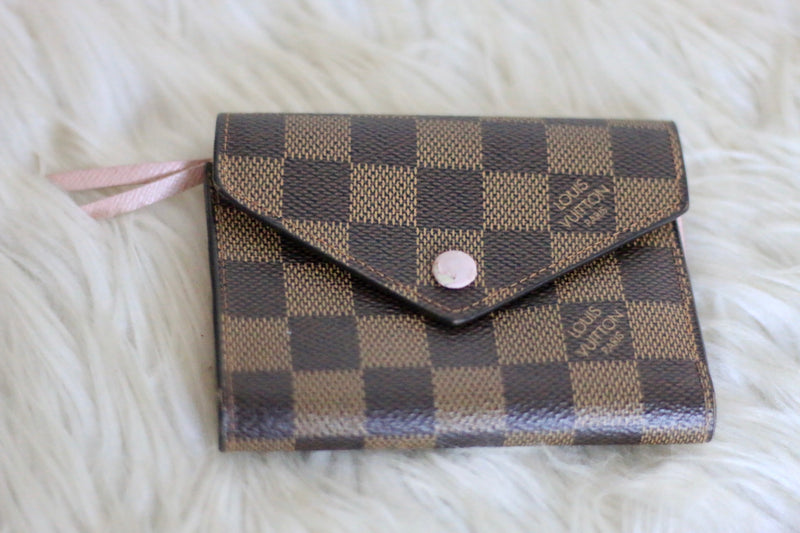 Damier Ebene Victorine Trifold Wallet