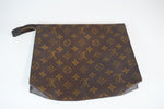 Louis Vuitton Monogram Toiletry Pouch 26 Used