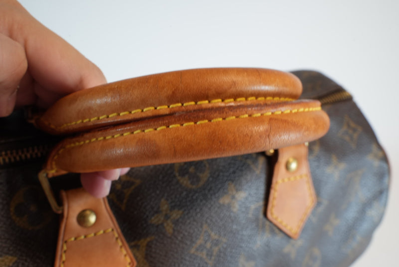 Louis Vuitton Monogram Speedy 30 Handbag Used
