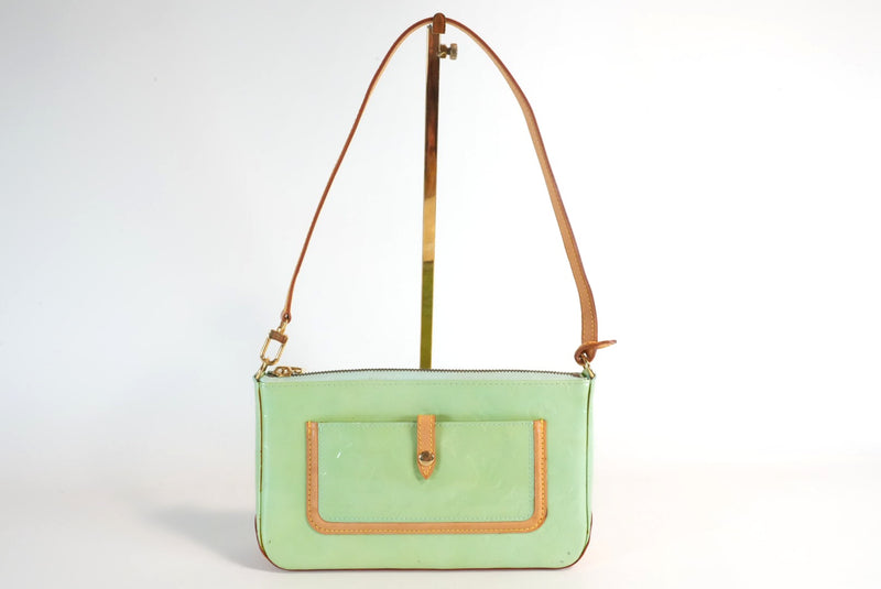 Louis Vuitton Monogram Vernis Mallory Square Peppermint Green Used