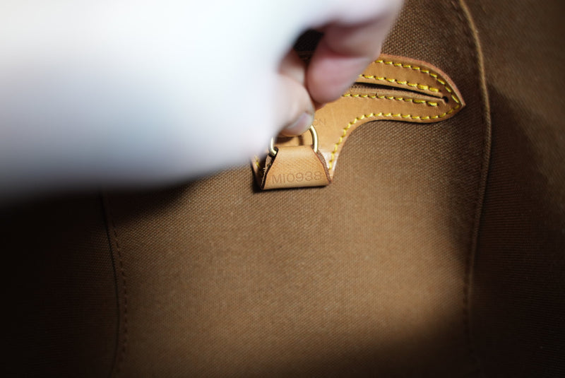 Louis Vuitton Monogram Ellipse PM Handbag Used