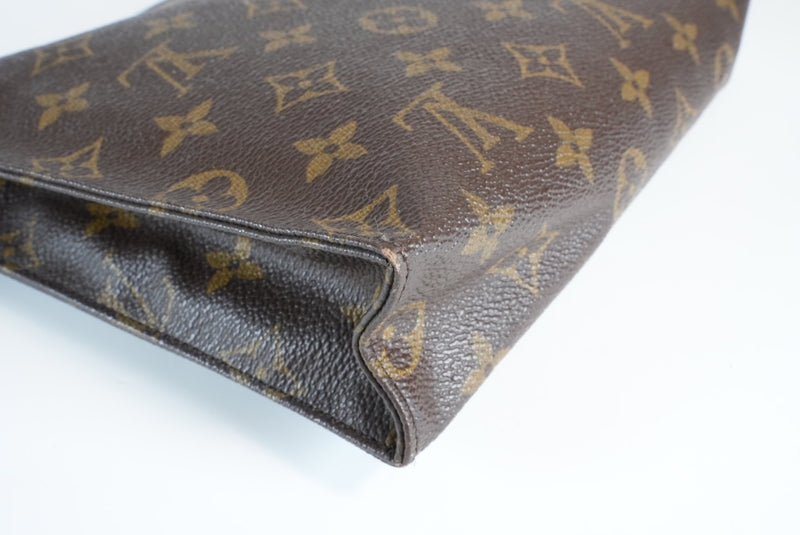 Louis Vuitton Monogram Toiletry 26 Used