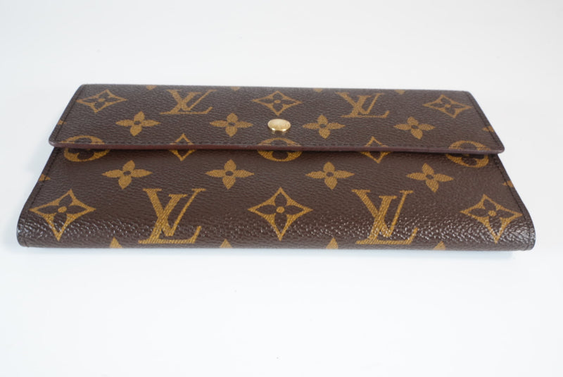 Louis Vuitton Monogram International Trifold Wallet Used