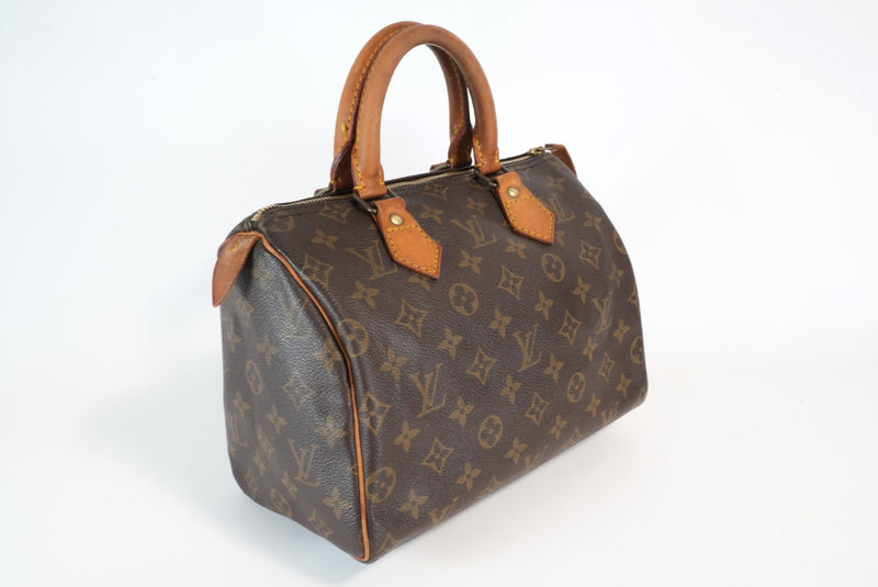 Louis Vuitton Monogram Speedy 25