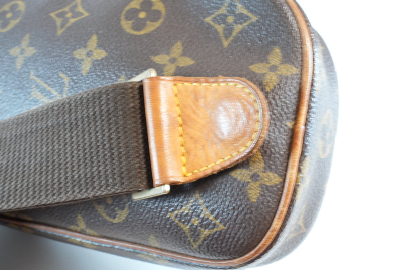 Louis Vuitton Monogram Pochette Gange Used