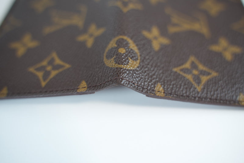 Louis Vuitton Monogram Pass/Card Case Used