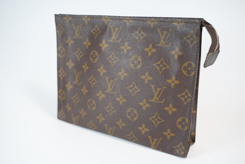 Louis Vuitton Monogram Toiletry Pouch 26 Used