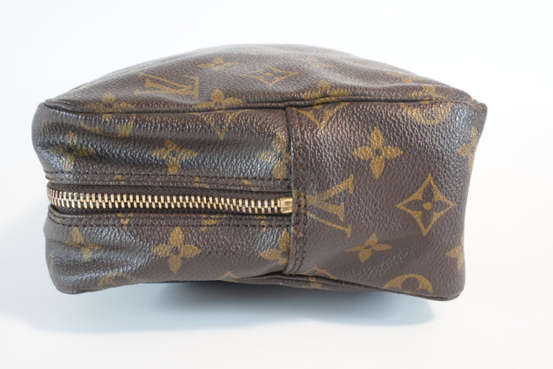 Louis Vuitton Monogram Trousse Toilette 28