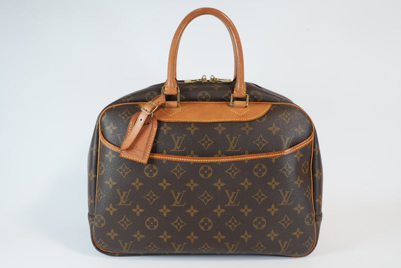 Louis Vuitton Monogram Deauville Handbag Used