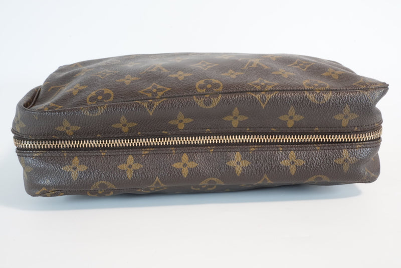 Louis Vuitton Monogram Trousse Toilette 28