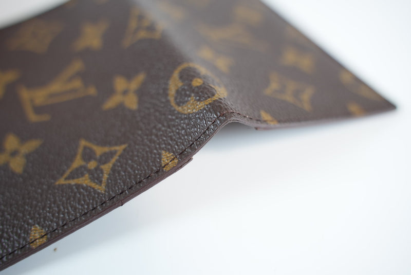 Louis Vuitton Monogram Pass/Card Case Used