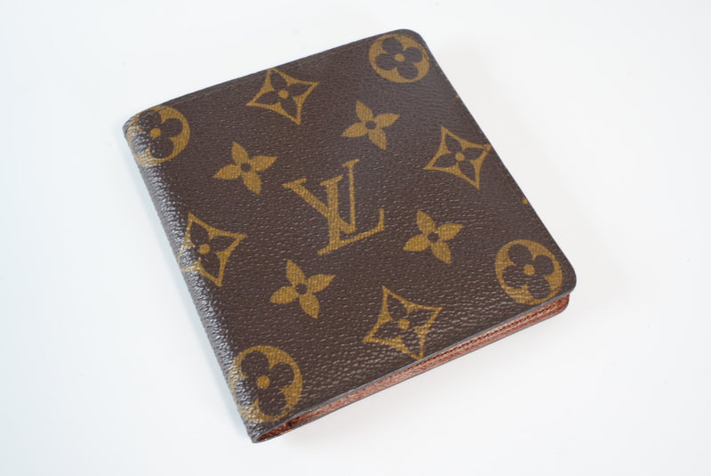 Louis Vuitton Monogram Bifold Wallet Used